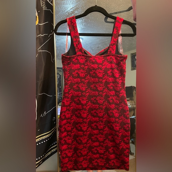 Candies from Kohl’s Red Textured Bodycon Dress - Medium - Picture 2 of 3